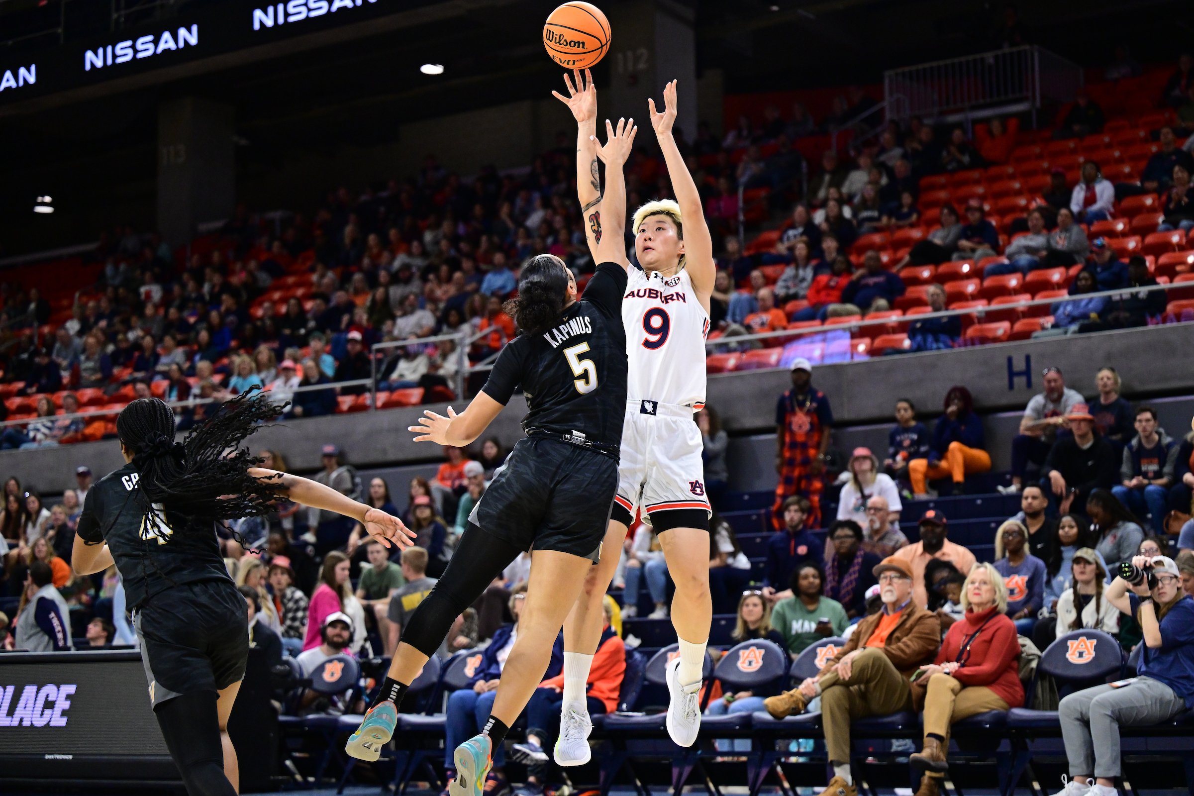  征戰(zhàn)NCAA！鄧雨婷：不太喜歡被稱為“李夢接班人” 未來想進(jìn)WNBA