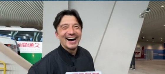  帶孩子和帶球隊哪個更累？謝暉笑言：都累，但帶孩子更累