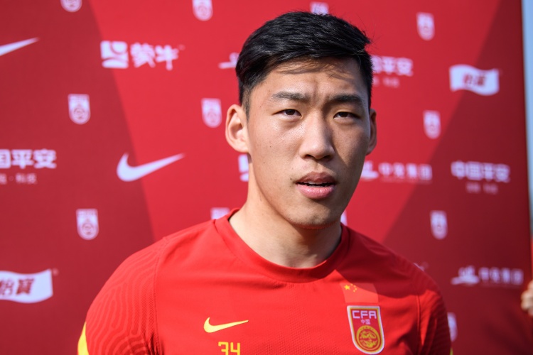  北青體育：朱辰杰是否以“面具人”形象出戰(zhàn)18強賽，仍需多方溝通