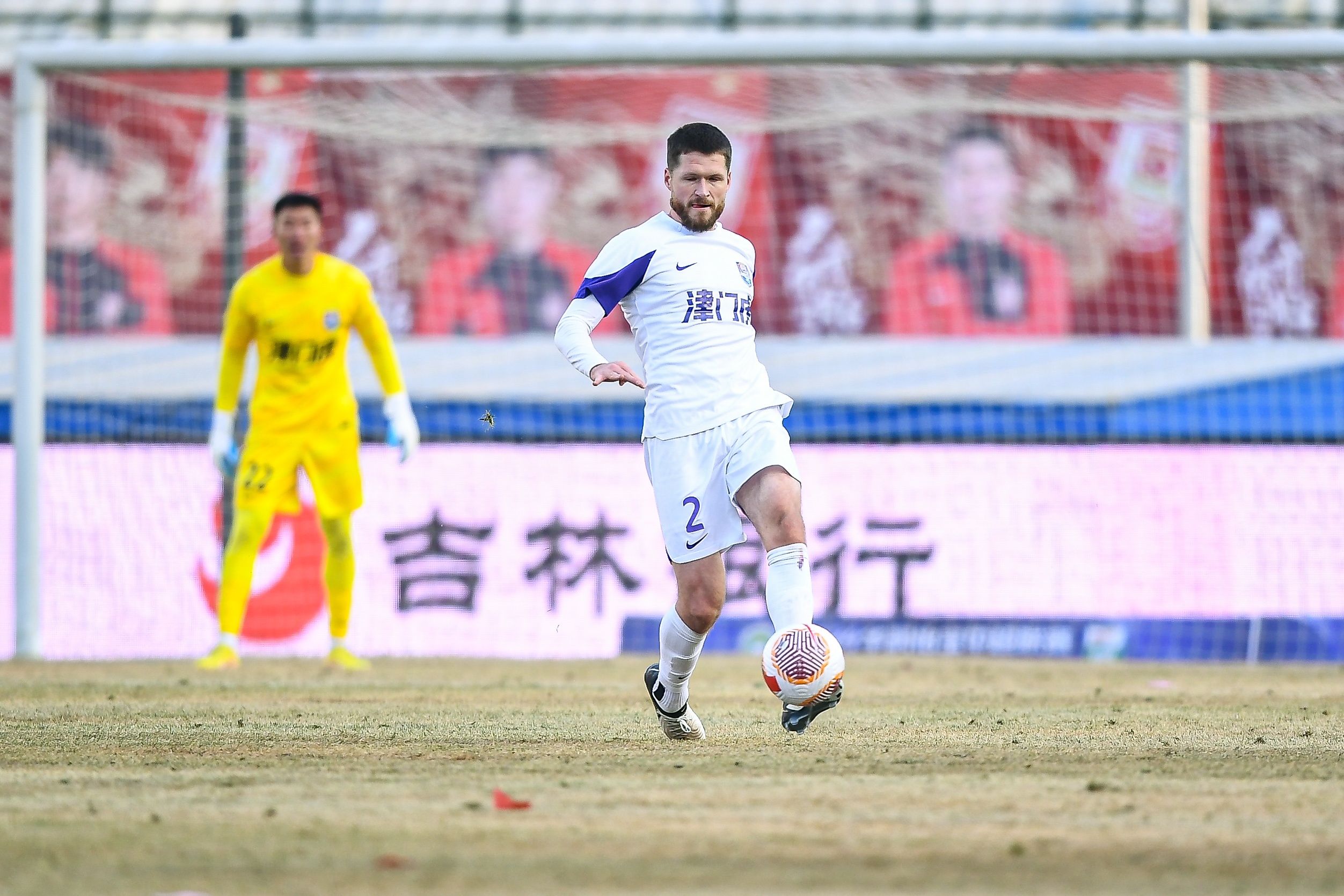  津門(mén)虎舊將亞冠對(duì)決格蘭特勝出，津媒：他離開(kāi)津門(mén)虎因存?zhèn)‰[患